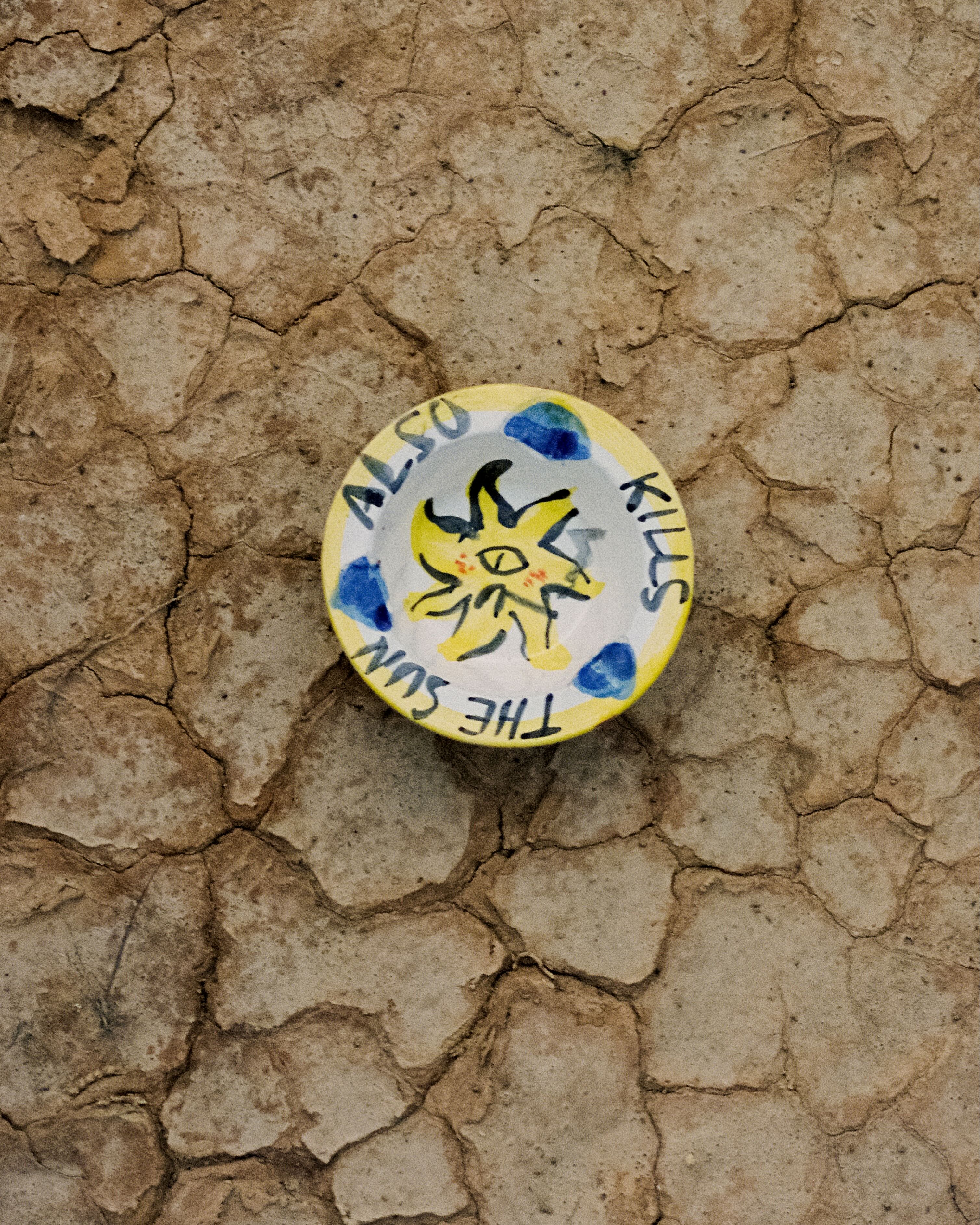 "The sun also kills" ashtray